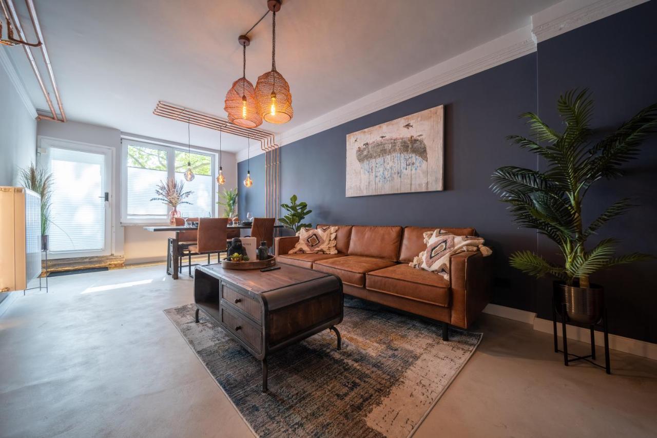 La Bodega - Designer Apartment An Der Alster Hamburg Bagian luar foto