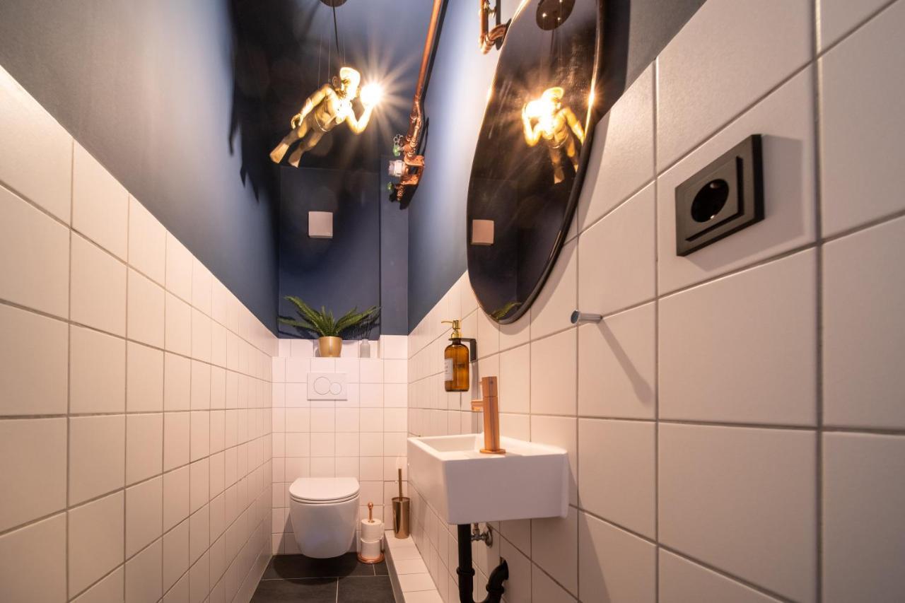 La Bodega - Designer Apartment An Der Alster Hamburg Bagian luar foto