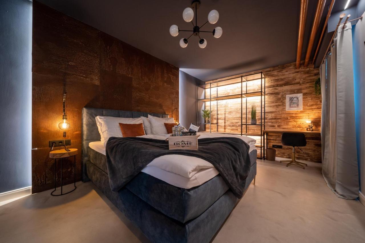 La Bodega - Designer Apartment An Der Alster Hamburg Bagian luar foto