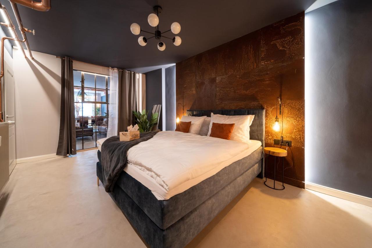 La Bodega - Designer Apartment An Der Alster Hamburg Bagian luar foto